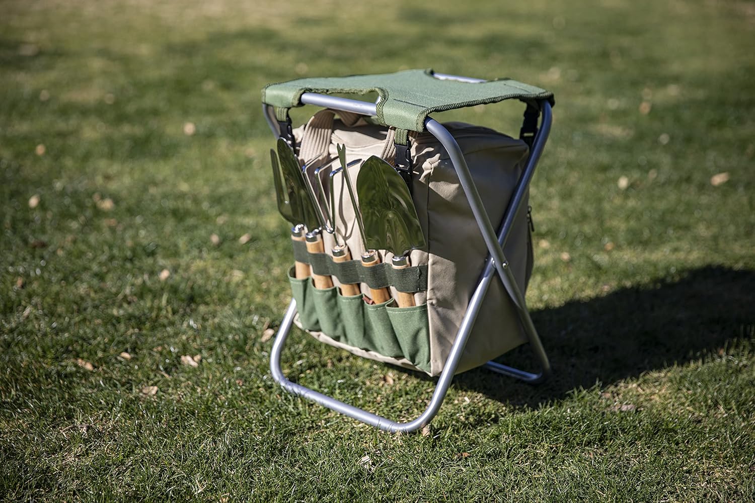 ONIVA - a Picnic Time brand Gardener Folding Seat With Tools, Garden Stool With Detachable Storage Tote Bag, Portable Chair Seat With Garden Tools Set Organizer, (Olive Green With Beige Accents)